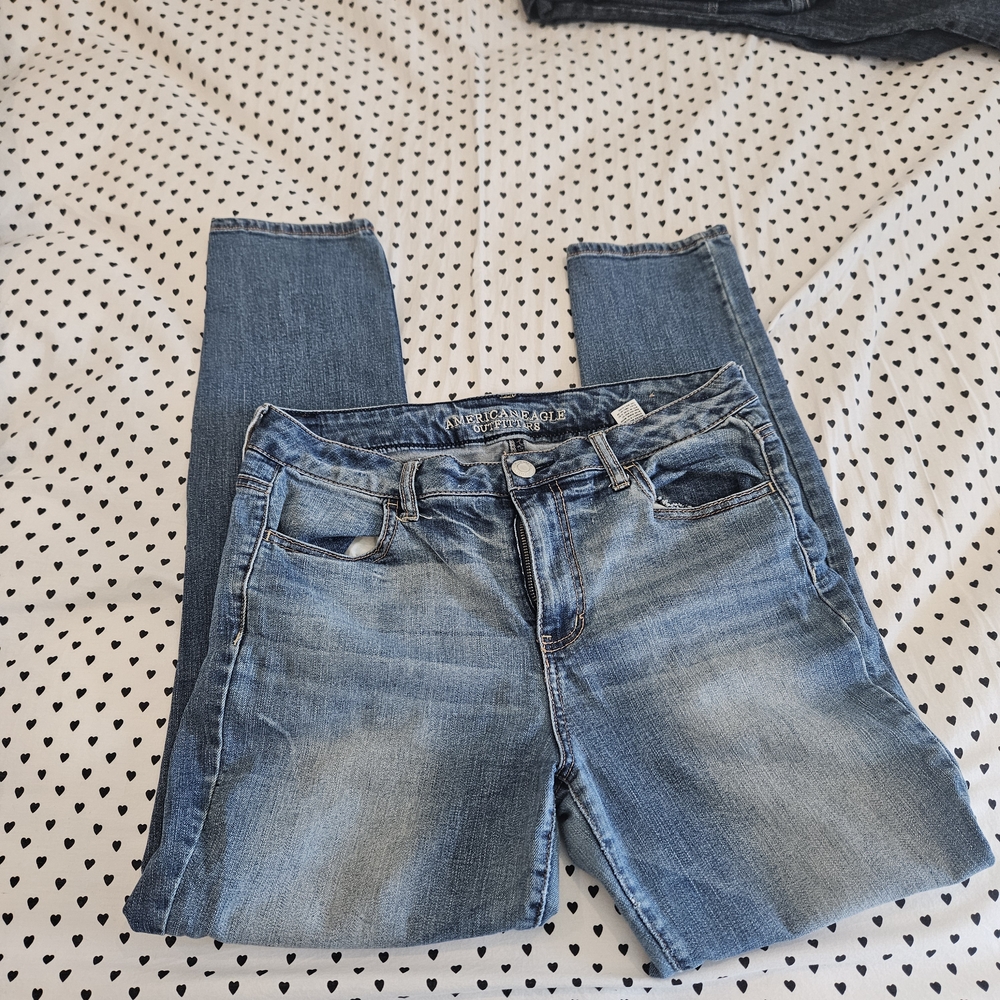 American Eagle Outfitters Light Blue Skinny Jeans